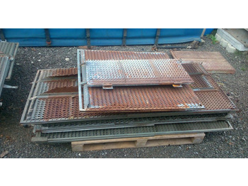 NEW HOLLAND Anbauteil