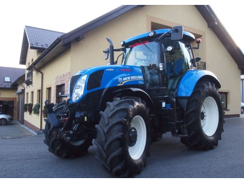 NEW HOLLAND T7 Traktor