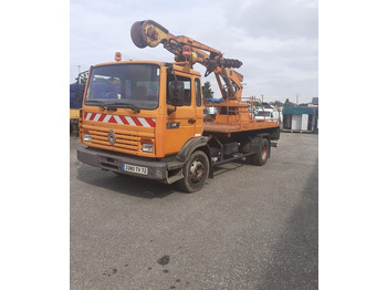 Pritsche LKW, Autokran Camion tarieres Plantation Poteaux France Telecom: das Bild 3