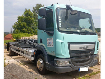 Abrollkipper DAF 12t LF180 FA: das Bild 2
