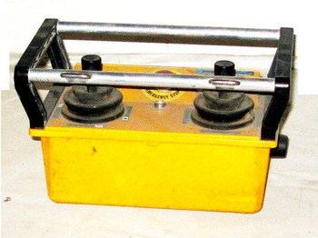 Kran Demag +(CZ) Iteco (el. 2t/4.2m teleskop 25m: das Bild 4 Kran Demag +(CZ) Iteco (el. 2t/4.2m teleskop 25m: das Bild 4