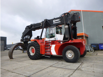 KALMAR Reach stacker