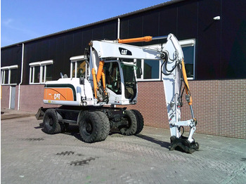 Mobilbagger Caterpillar M313D: das Bild 3