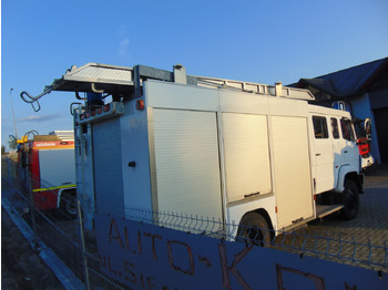 Feuerwehrfahrzeug MERCEDES-BENZ 1124AF 4x4 MAGIRUS: das Bild 4 Feuerwehrfahrzeug MERCEDES-BENZ 1124AF 4x4 MAGIRUS: das Bild 4
