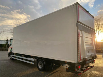 Koffer LKW Volvo FL5-210 / NL TRUCK / ONLY:495823 KM / PLATFORM 1500 KG / AUTOMATIC / EURO-6 / 2017: das Bild 3