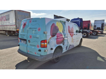 VOLKSWAGEN TRANSPORTER 2.5 TDi - nová mrazírenská vestavba + CARRIER XARIOS 230/12 V - vadný motor – Leasing VOLKSWAGEN TRANSPORTER 2.5 TDi - nová mrazírenská vestavba + CARRIER XARIOS 230/12 V - vadný motor: das Bild 5