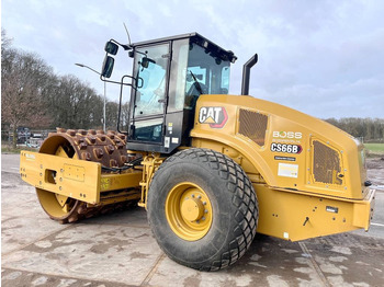 Walzen Cat CS66B - Excellent Condition / Low Hours / CE: das Bild 3