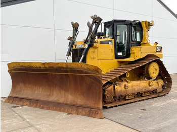 CATERPILLAR D6T Bulldozer