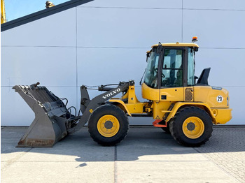 VOLVO L30G Radlader