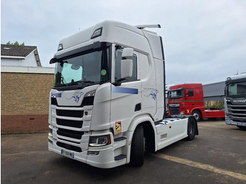 SCANIA R 500 Sattelzugmaschine