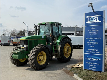 JOHN DEERE 7800 Traktor