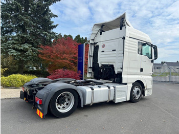 Sattelzugmaschine MAN TGX18.500 MEGA/lowdeck: das Bild 4
