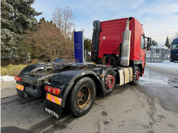 Sattelzugmaschine Volvo FM12.460 6x2 EURO 3: das Bild 4 Sattelzugmaschine Volvo FM12.460 6x2 EURO 3: das Bild 4