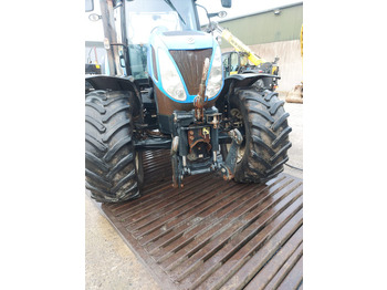 Traktor 2011 New Holland T7040: das Bild 2