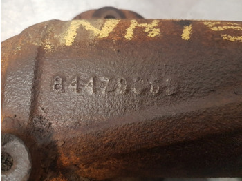 Auspuff/ Abgasanlage New Holland T5.95, T5.115, T5.105, Farmall, Engine Exhaust Pipe Pillar 84496833: das Bild 5