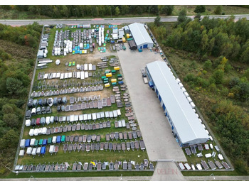 Lorries PLI35-6021 - laweta trzyosiowa uchylna lampy LED pompa hydrauliczna wypełnienie podłogi ALU – Leasing Lorries PLI35-6021 - laweta trzyosiowa uchylna lampy LED pompa hydrauliczna wypełnienie podłogi ALU: das Bild 4