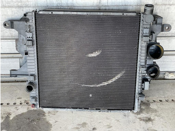 Kühler für LKW BEHR FOR MERCEDES VARIO - A 668 500 03 00: das Bild 2