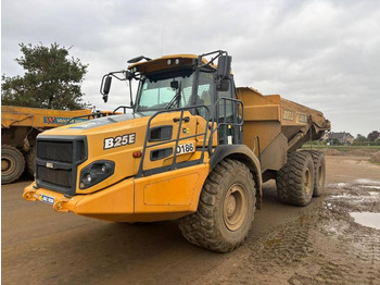 BELL Knickgelenkter Dumper