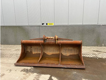VOLVO Schaufel