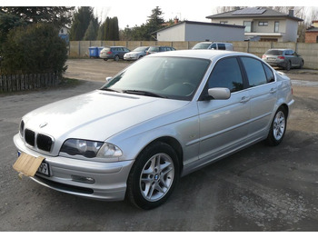 Limousine BMW Seria 3 320i: das Bild 3