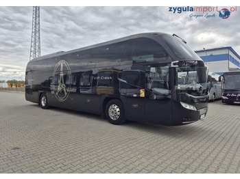 NEOPLAN Reisebus