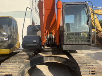 HITACHI ZX200 Kettenbagger