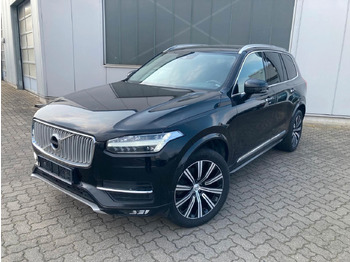 VOLVO SUV/ Geländewagen