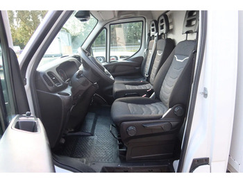 Koffer Transporter Iveco Daily 35S16 Bakwagen + Laadklep 750kg: das Bild 4