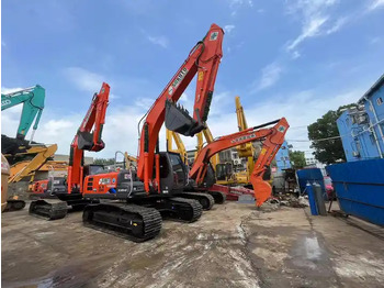 Kettenbagger Low Working Hour Hitachi zx120 cheap used excavator Japan Made Hitachi  zx200 20 ton Excavator in good condition on sale: das Bild 2