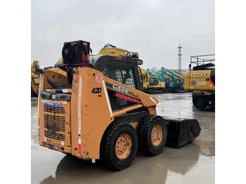 Kompaktlader Original Second hand CASE skid steer loader 420 for sale compact skid steers loaders 440 430 420 in stock: das Bild 5