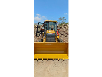 Baggerlader neu kaufen CATERPILLAR 424: das Bild 3