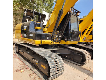 CATERPILLAR 320D2 Kettenbagger