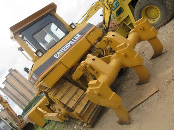 CATERPILLAR D7H Bulldozer