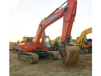 Kettenbagger Doosan DH300LC-7: das Bild 2