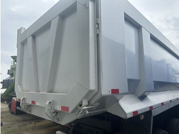 SINOTRUK HOWO Kipper