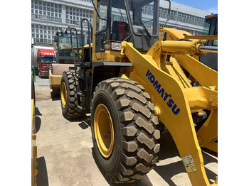 Radlader Komatsu WA320: das Bild 2