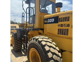 KOMATSU WA320 Radlader