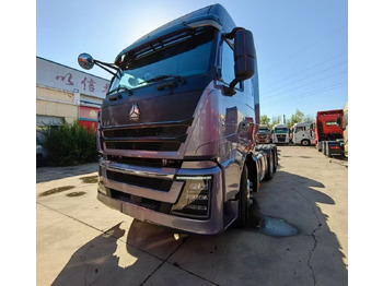 SINOTRUK HOWO Sattelzugmaschine