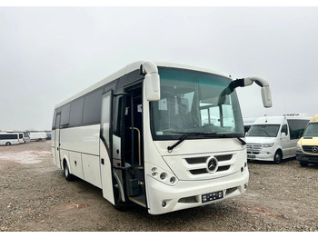 MERCEDES-BENZ Reisebus