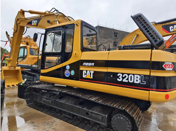 CATERPILLAR 320BL Kettenbagger