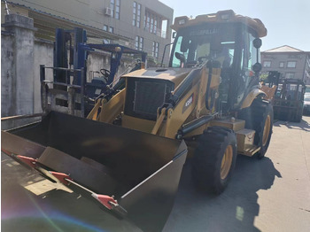 Baggerlader CATERPILLAR 420F: das Bild 4