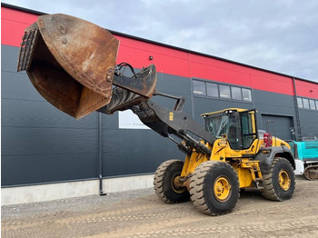 VOLVO L120H Radlader