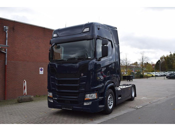 SCANIA S 450 Sattelzugmaschine