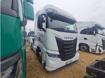 IVECO Sattelzugmaschine