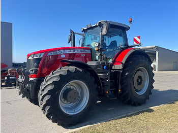 Traktor neu kaufen Massey Ferguson MF 8740 S "Exclusive Ausstattung": das Bild 4 Traktor neu kaufen Massey Ferguson MF 8740 S "Exclusive Ausstattung": das Bild 4