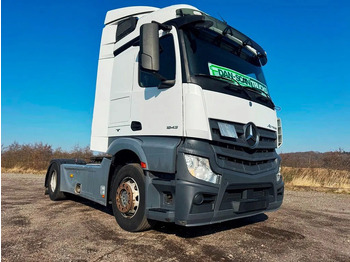 Sattelzugmaschine Mercedes-Benz Actros 1843 Euro 6.: das Bild 2