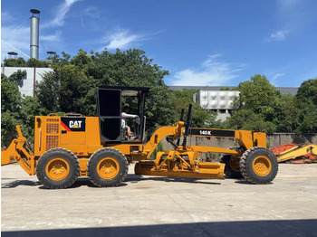CATERPILLAR 140K Grader