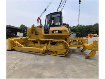 CATERPILLAR D6H Bulldozer