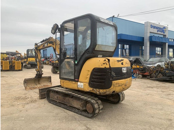 Minibagger CAT 302.5: das Bild 3 Minibagger CAT 302.5: das Bild 3