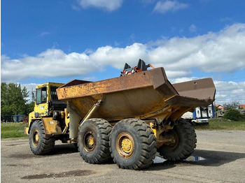 Knickgelenkter Dumper CAT D 300 E: das Bild 3 Knickgelenkter Dumper CAT D 300 E: das Bild 3